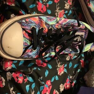 Converse size 10 In women’s